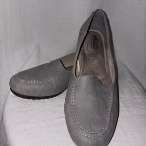 Gray Slip-On Loafers, Cliffs size 9.5